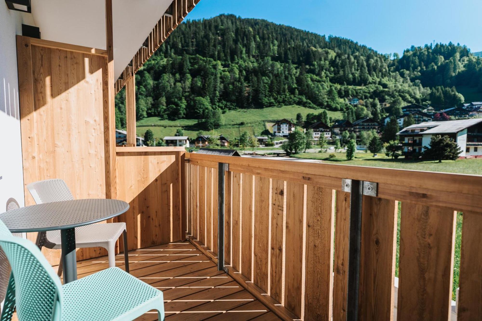 Cooee Alpin Hotel باد كلينكيرشهايم المظهر الخارجي الصورة